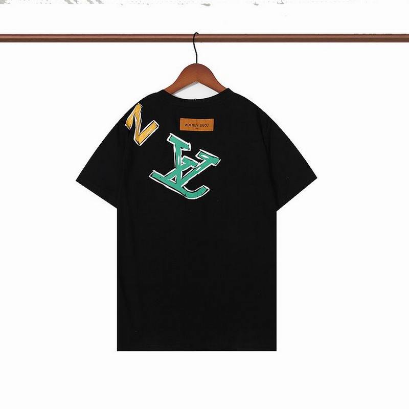 Louis Vuitton Men's T-shirts 179